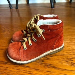 Angulus children’s boots size 8
